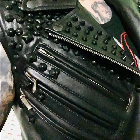 Rare Killstar Vegan VEST - Picture 3 of 6